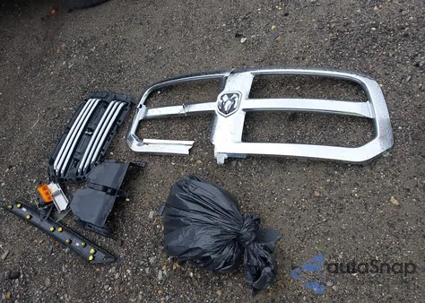 2011 Honda Accord 2.4 Lx from USA, damaged, VIN 1HGCP2F32BA015300